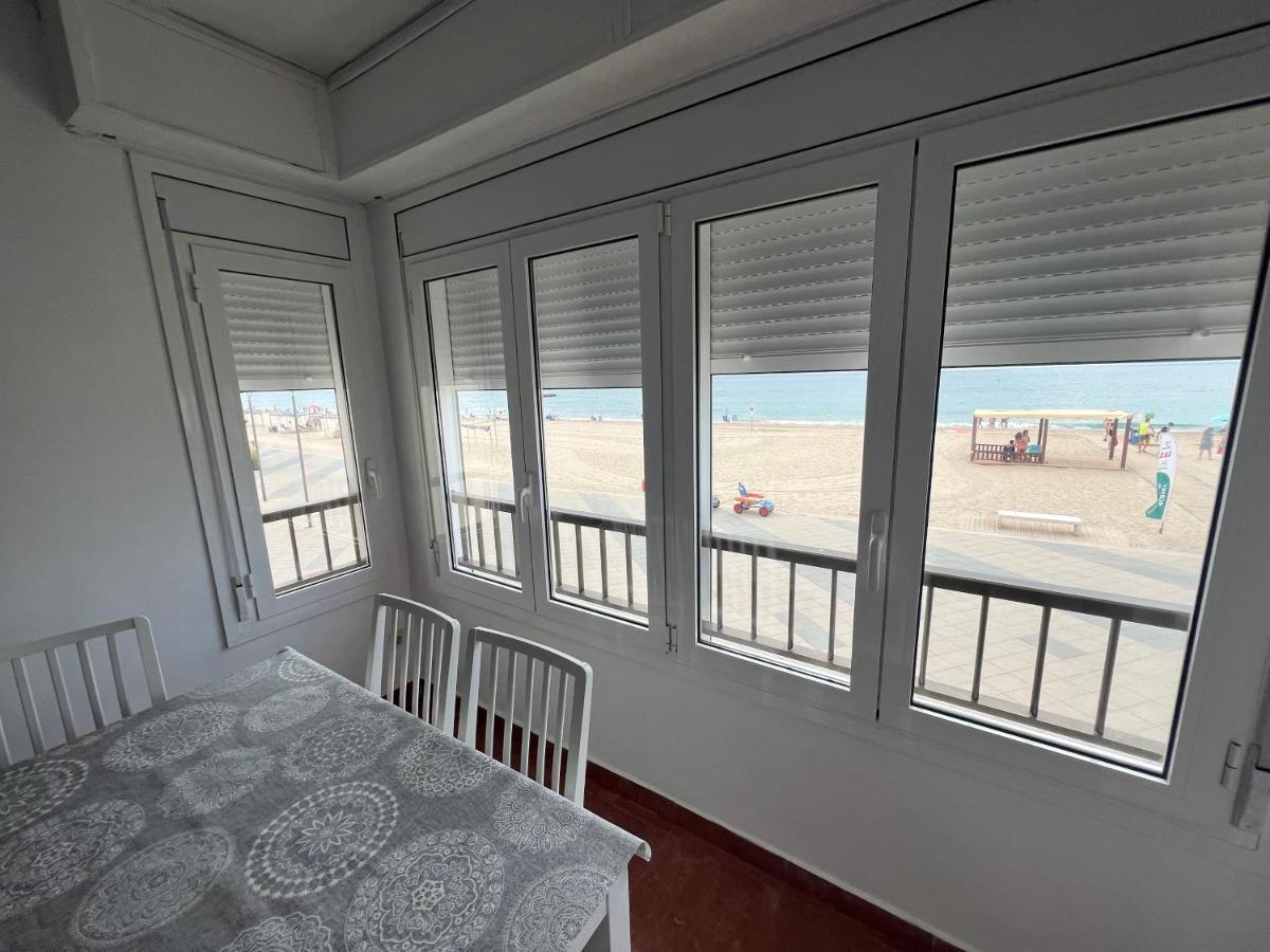 Apartamento El Bull De Baix A Mar Torredembarra Exterior foto