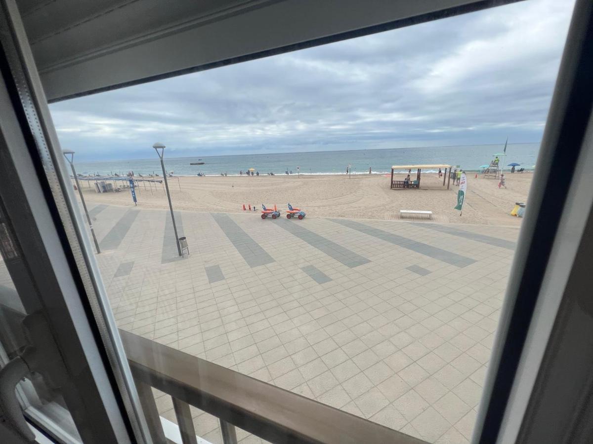 Apartamento El Bull De Baix A Mar Torredembarra Exterior foto